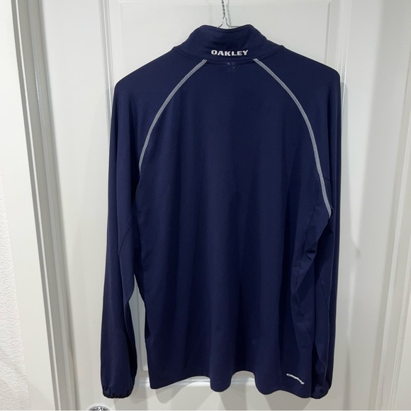 Rare Oakley Hydrolix Men Sz L pullover sweatshirt Long Sleeve Navy Blue 1/4 Zip - Picture 2 of 9